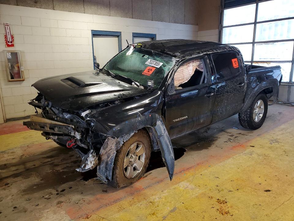 Photo 1 from auction – 2013 TOYOTA TACOMA DOU with VIN 5TFLU4EN5DX081152