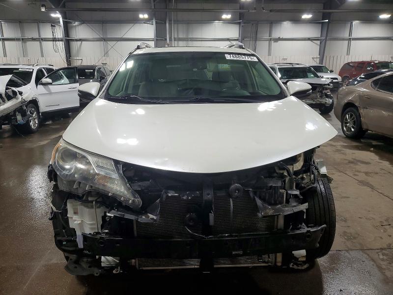 Photo 5 from auction – 2013 TOYOTA RAV4 LIMIT with VIN JTMDFREV9D5023259