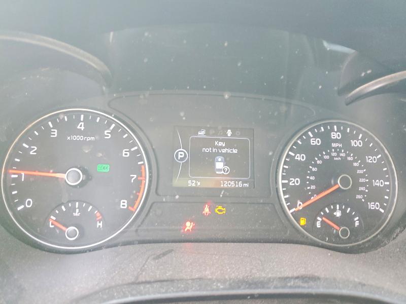Photo 9 from auction – 2016 KIA OPTIMA with VIN 5XXGU4L39GG006064