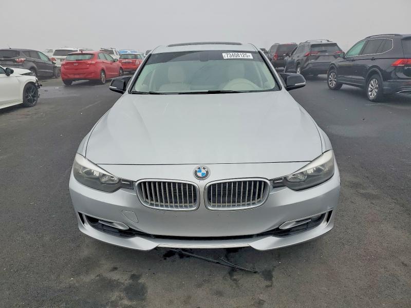 Photo 5 from auction – 2013 BMW 328 with VIN WBA3A5G50DNP19036