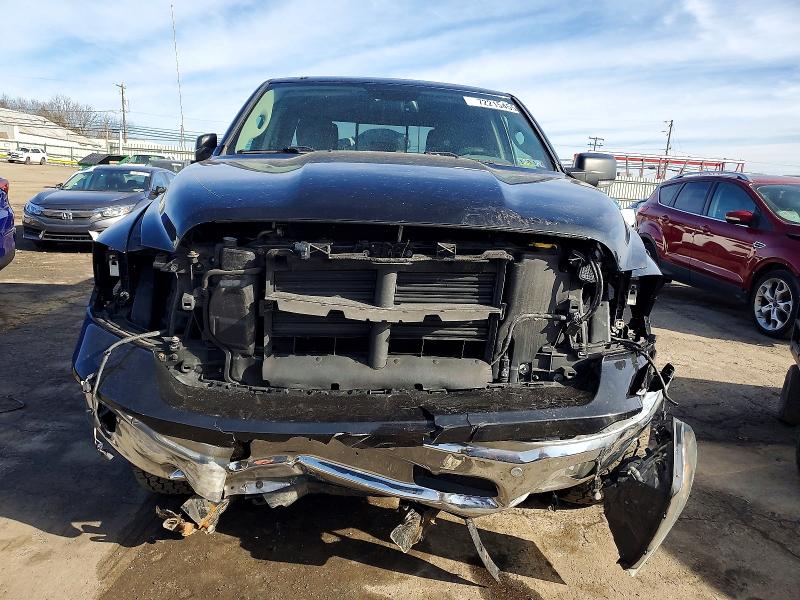 Photo 5 from auction – 2018 RAM 1500 with VIN 1C6RR7GT1JS138228