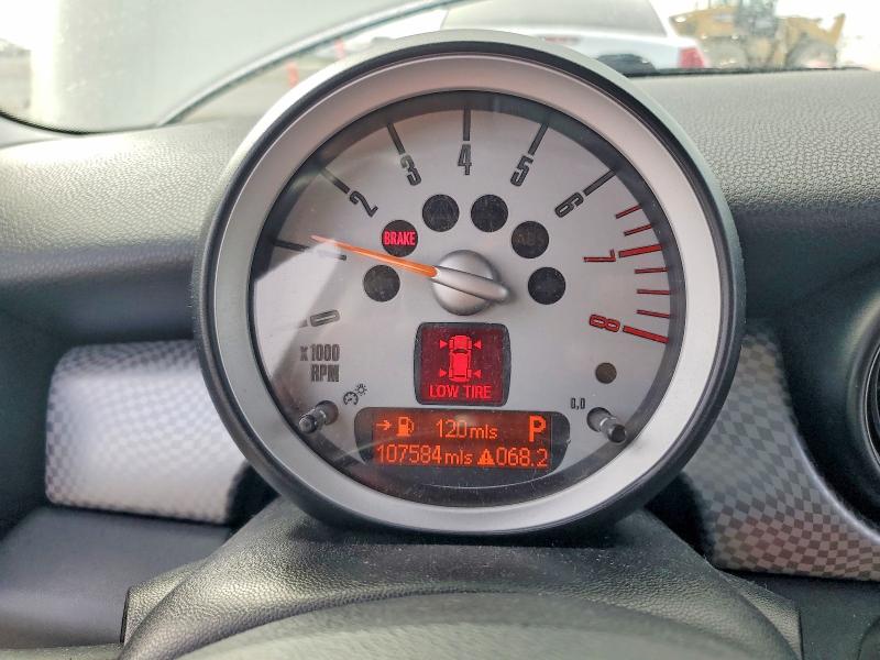 Foto 9 de la subasta – 2010 MINI COOPER S con VIN WMWMF7C51ATZ73661