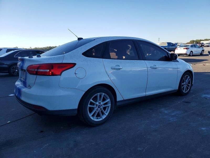 Photo 3 from auction – 2015 FORD FOCUS SE with VIN 1FADP3F22FL224407