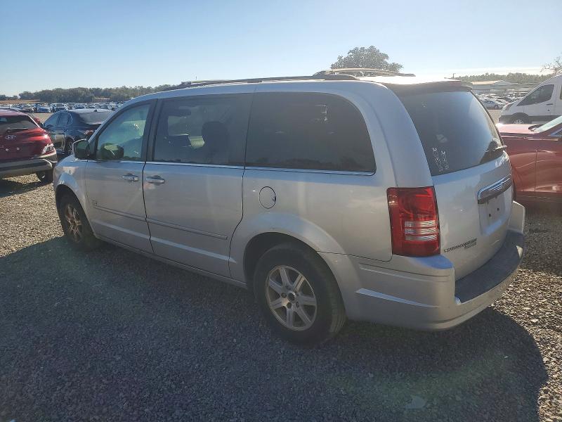 Photo 2 from auction – 2008 CHRYSLER TOWN & COU with VIN 2A8HR54P48R752291