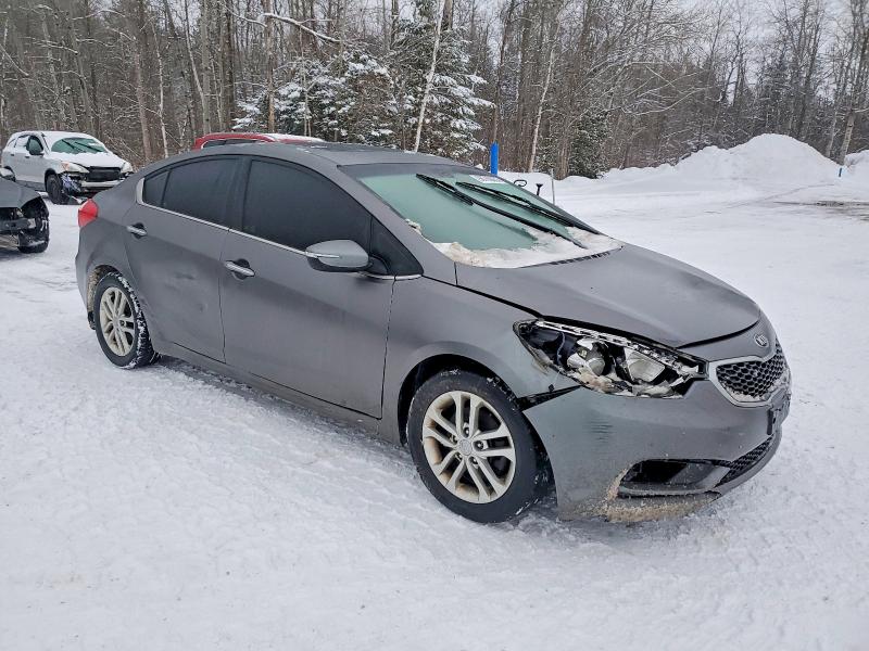 Photo 4 from auction – 2016 KIA FORTE EX with VIN KNAFX4A89G5528373