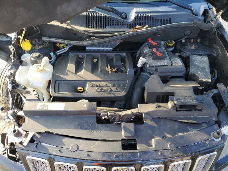 Photo 12 from auction – 2017 JEEP COMPASS LA with VIN 1C4NJCEB4HD189433