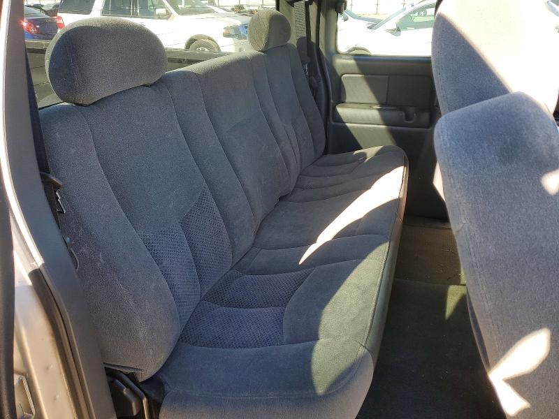 Photo 10 from auction – 2004 CHEVROLET SILVERADO with VIN 2GCEK19T741281811