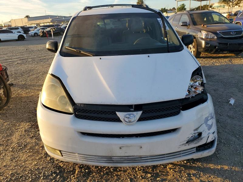 Photo 5 from auction – 2004 TOYOTA SIENNA CE with VIN 5TDZA23C54S101138