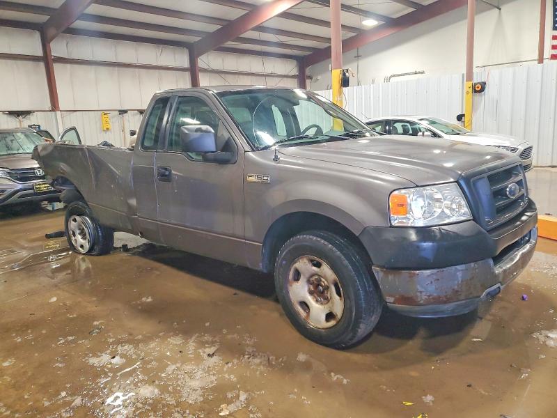 Photo 4 from auction – 2005 FORD F150 with VIN 1FTRF12W65KC01409
