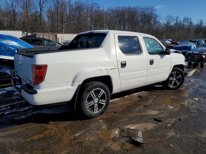 Photo 3 from auction – 2013 HONDA RIDGELINE with VIN 5FPYK1F72DB017775