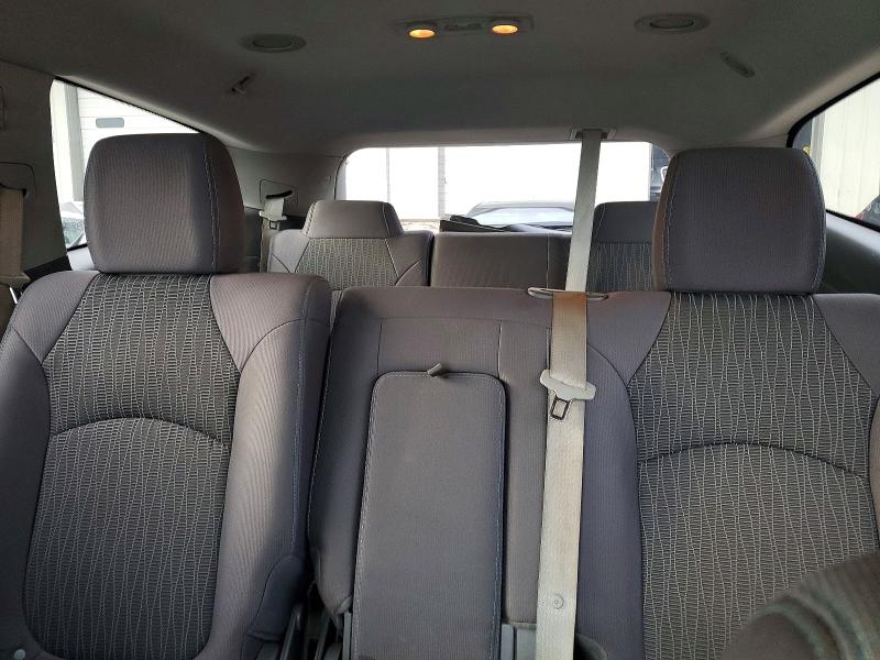 Photo 10 from auction – 2016 CHEVROLET TRAVERSE L with VIN 1GNKRFEDXGJ304400