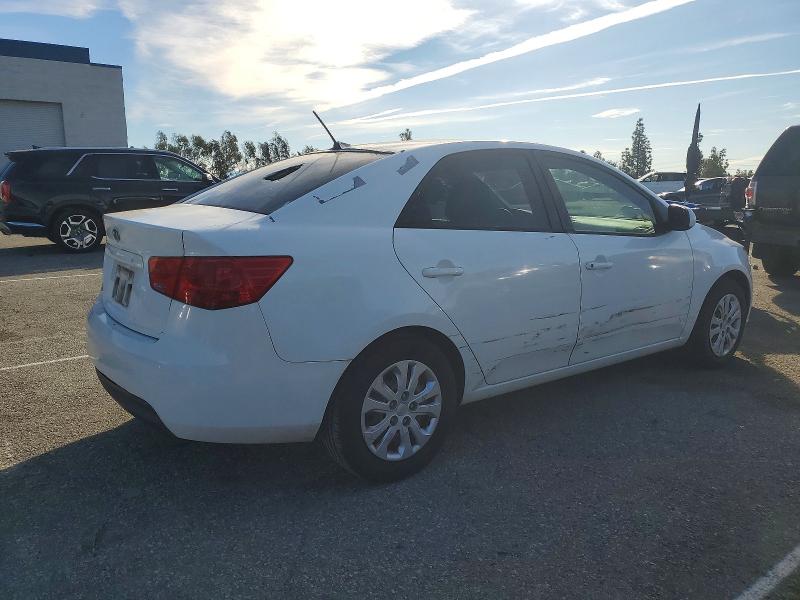 Photo 3 from auction – 2013 KIA FORTE LX with VIN KNAFT4A2XD5677703