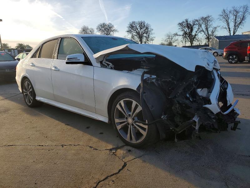 Фото 4 с аукциона – 2015 MERCEDES-BENZ E с VIN WDDHF5KB6FB102001