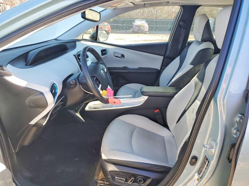 Photo 7 from auction – 2016 TOYOTA PRIUS with VIN JTDKARFU5G3510812