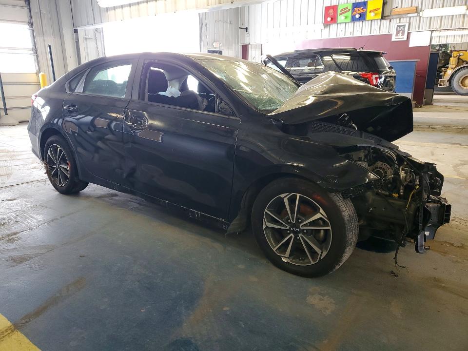 Photo 4 from auction – 2023 KIA FORTE LX with VIN 3KPF24AD2PE673970