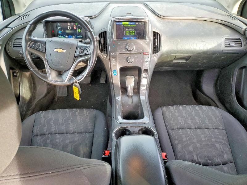 Photo 8 from auction – 2015 CHEVROLET VOLT with VIN 1G1RC6E43FU140373