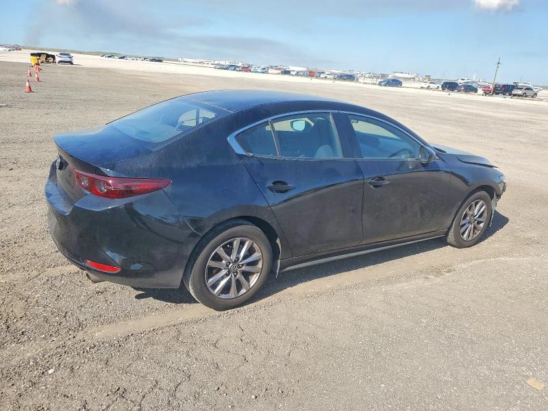 Photo 3 from auction – 2021 MAZDA 3 with VIN JM1BPAAL9M1330111