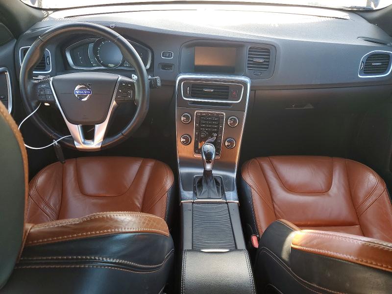 Photo 8 from auction – 2015 VOLVO V60 PREMIE with VIN YV140MEB0F1186803