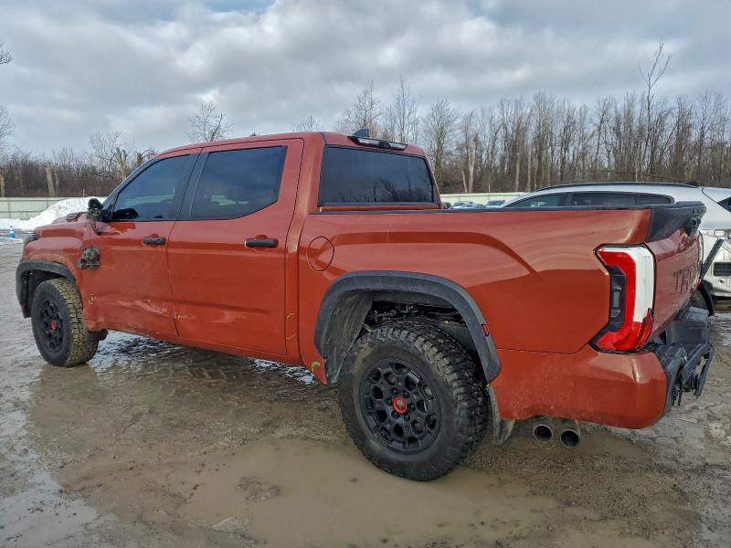 Photo 2 from auction – 2024 TOYOTA TUNDRA CRE with VIN 5TFPC5DB7RX059372