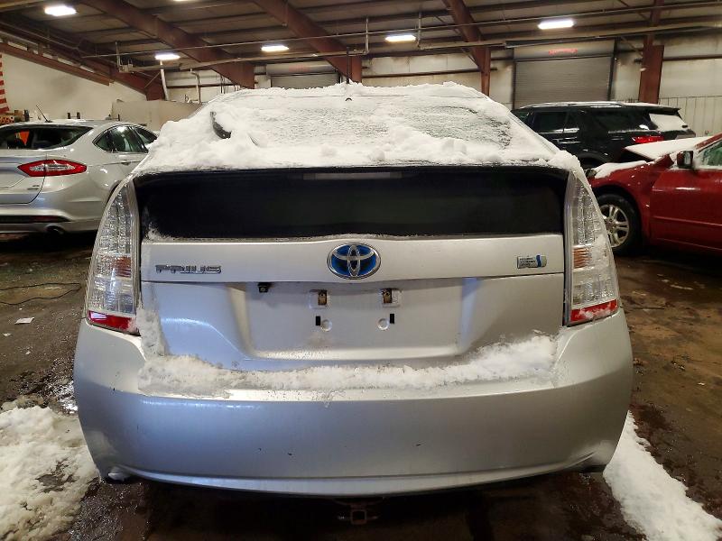 Photo 6 from auction – 2011 TOYOTA PRIUS with VIN JTDKN3DU0B5374039