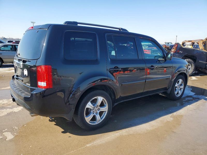 Photo 3 from auction – 2012 HONDA PILOT EXL with VIN 5FNYF4H50CB007724