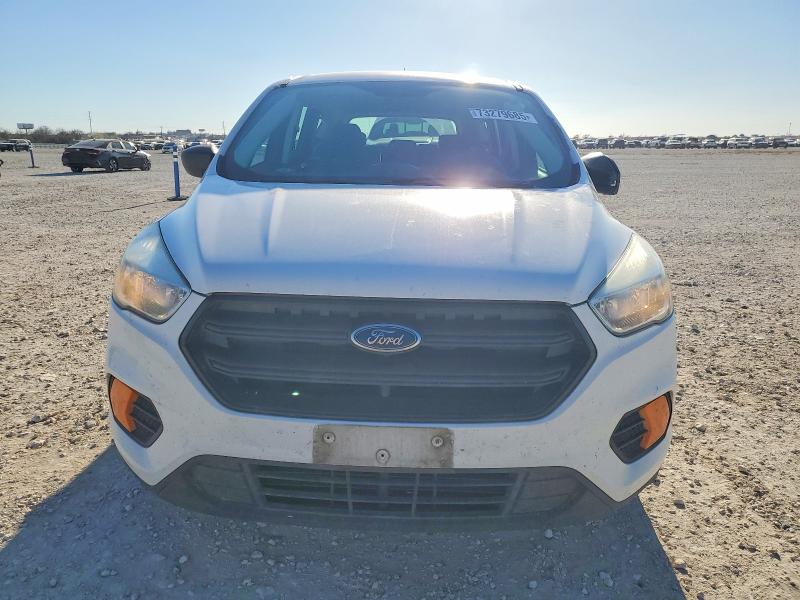 Photo 5 from auction – 2017 FORD ESCAPE S with VIN 1FMCU0F7XHUC79463