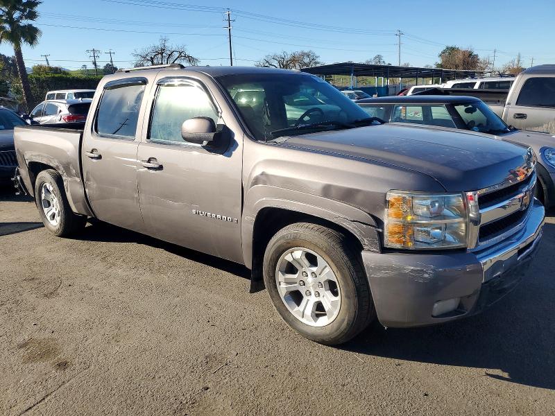 Photo 4 from auction – 2007 CHEVROLET SILVERADO with VIN 2GCEK13M871513354