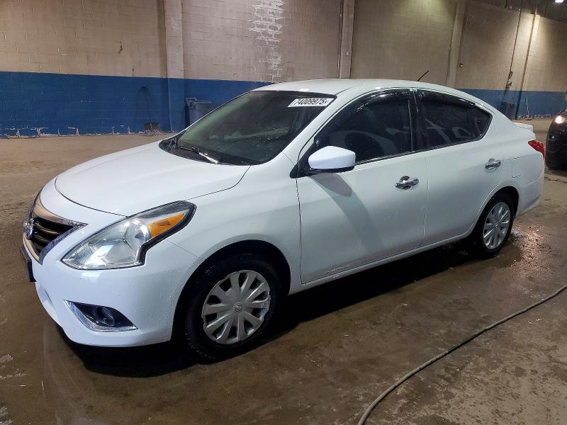 NISSAN VERSA S 2019 with VIN 3N1CN7APXKL839925 - Photo from auction