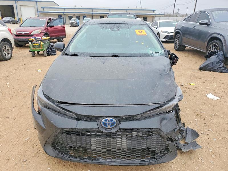 Photo 5 from auction – 2022 TOYOTA COROLLA with VIN JTDEAMDE9NJ057444