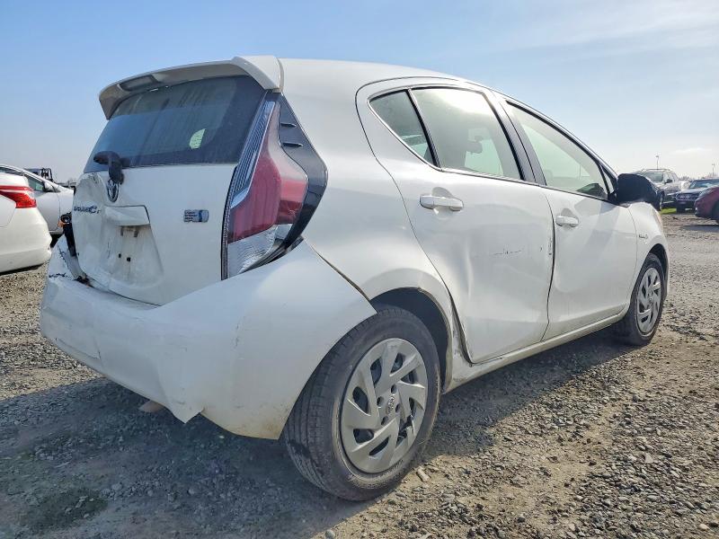 Photo 3 from auction – 2016 TOYOTA PRIUS C with VIN JTDKDTB37G1126124