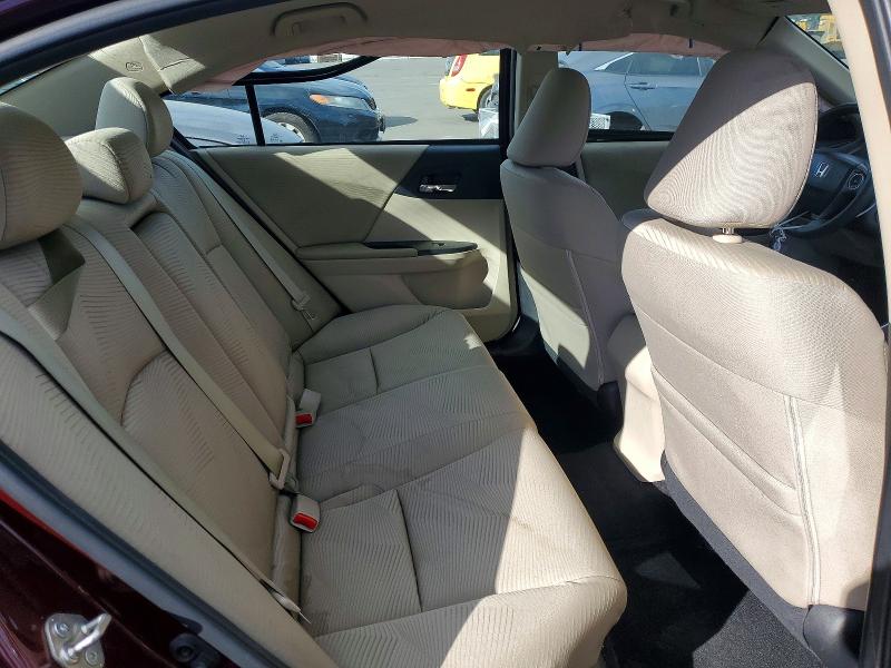 Photo 10 from auction – 2015 HONDA ACCORD with VIN 1HGCR2F3XFA021555