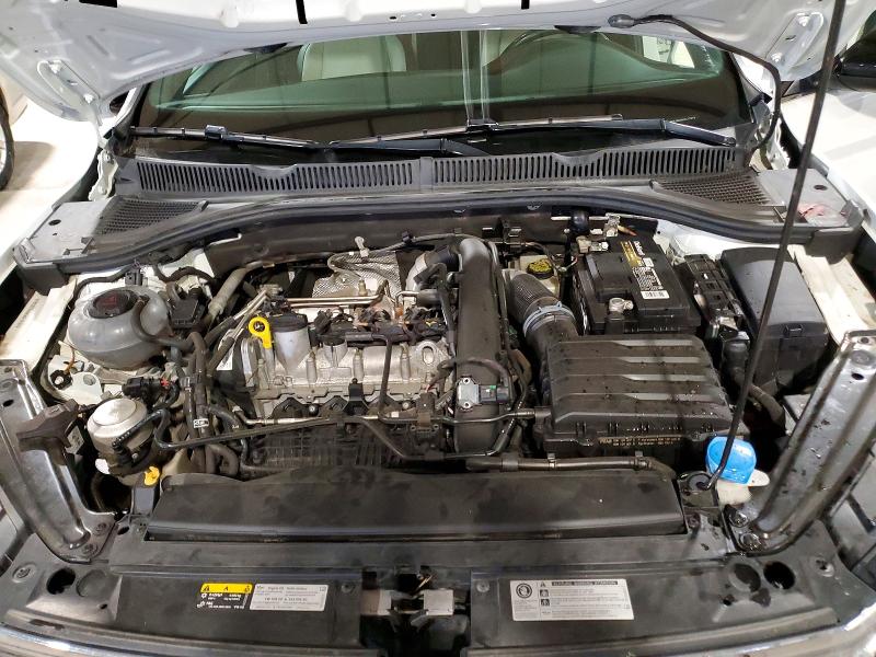 Photo 11 from auction – 2019 VOLKSWAGEN JETTA with VIN 3VWCB7BU8KM217079