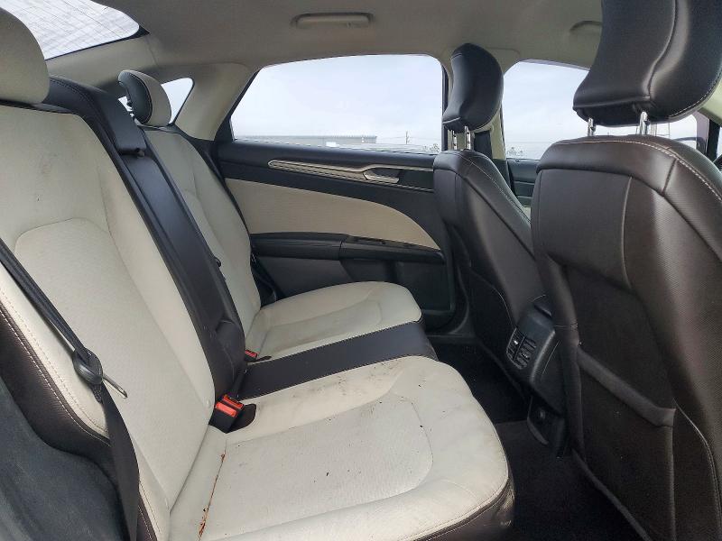 Photo 10 from auction – 2019 FORD FUSION with VIN 3FA6P0HD4KR168634