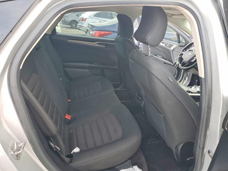 Photo 10 from auction – 2017 FORD FUSION with VIN 3FA6P0H76HR228013