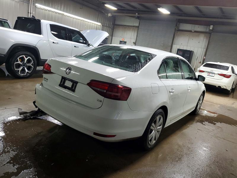 Photo 3 from auction – 2017 VOLKSWAGEN JETTA S with VIN 3VW2B7AJ8HM302015