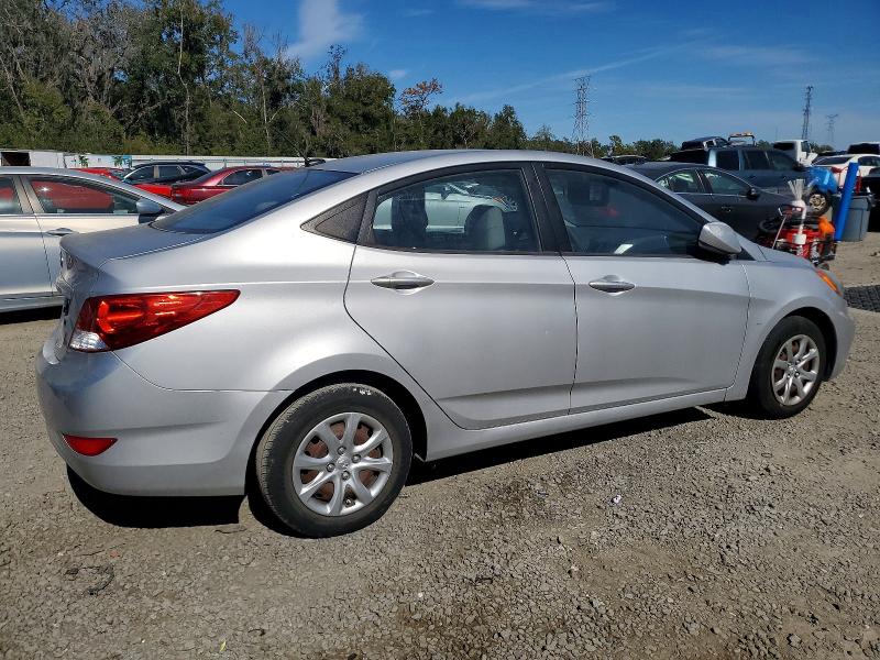 Photo 3 from auction – 2013 HYUNDAI ACCENT with VIN KMHCT4AE2DU332103