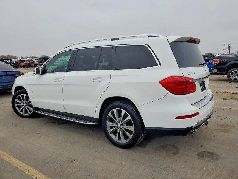 Photo 2 from auction – 2015 MERCEDES-BENZ GL with VIN 4JGDF6EE2FA477700
