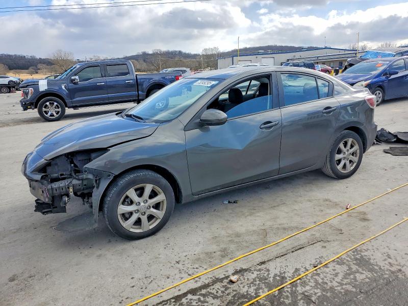 MAZDA 3 I 2011 with VIN JM1BL1VF8B1367468 - Photo from auction
