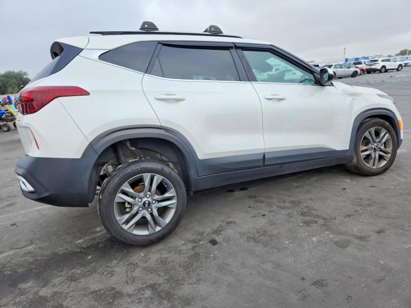 Photo 3 from auction – 2021 KIA SELTOS S with VIN KNDEU2AA9M7107414