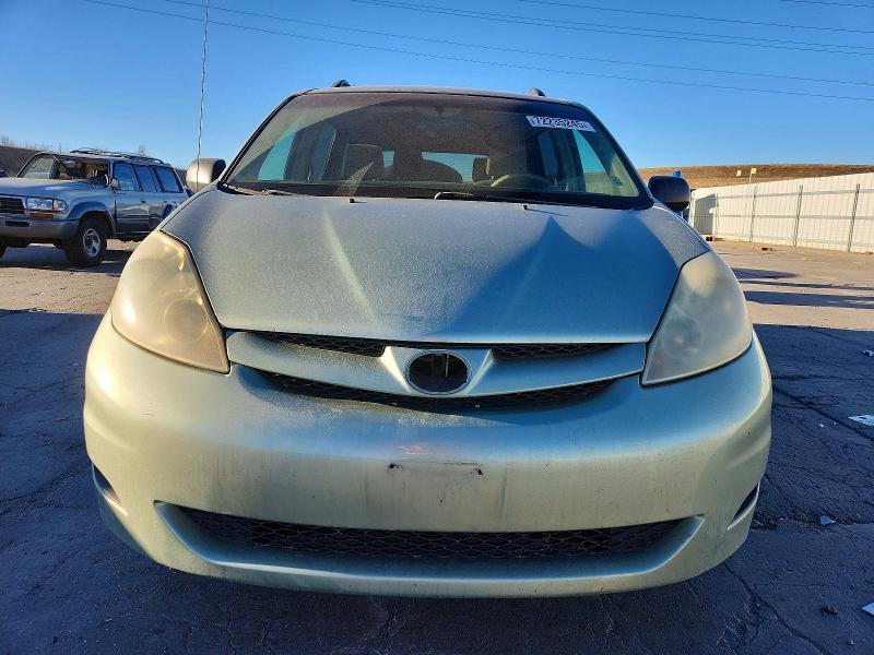 Photo 5 from auction – 2006 TOYOTA SIENNA with VIN 5TDZA23C16S492601