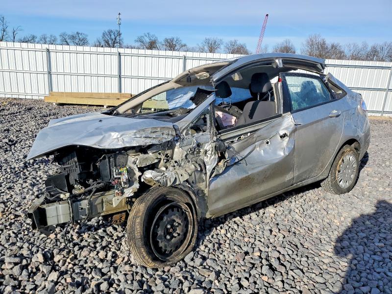FORD FIESTA S 2016 with VIN 3FADP4AJ6GM193375 - Photo from auction
