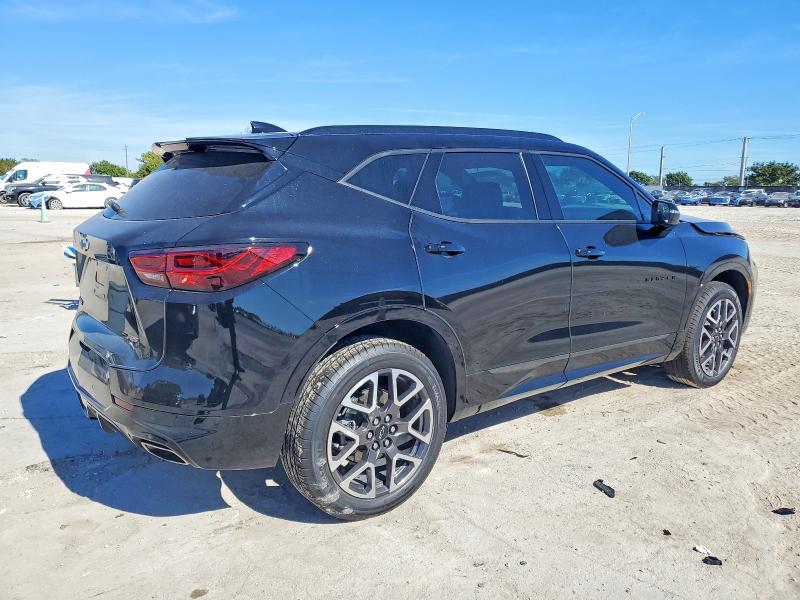 Photo 3 from auction – 2025 CHEVROLET BLAZER with VIN 3GNKBERS4SS120665