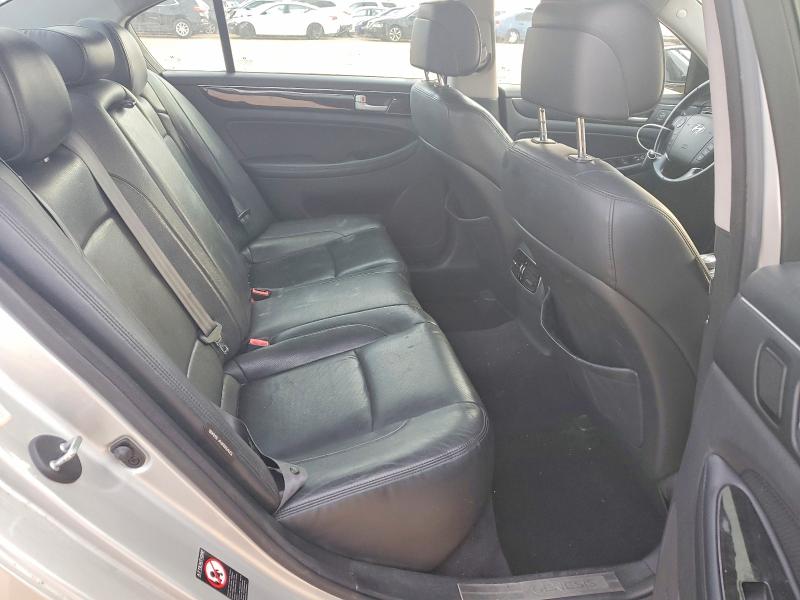 Photo 10 from auction – 2012 HYUNDAI GENESIS with VIN KMHGC4DD0CU187713