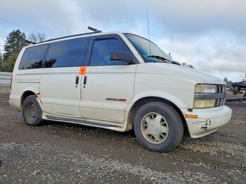 Photo 4 from auction – 2001 CHEVROLET ASTRO with VIN 1GNEL19W11B110904