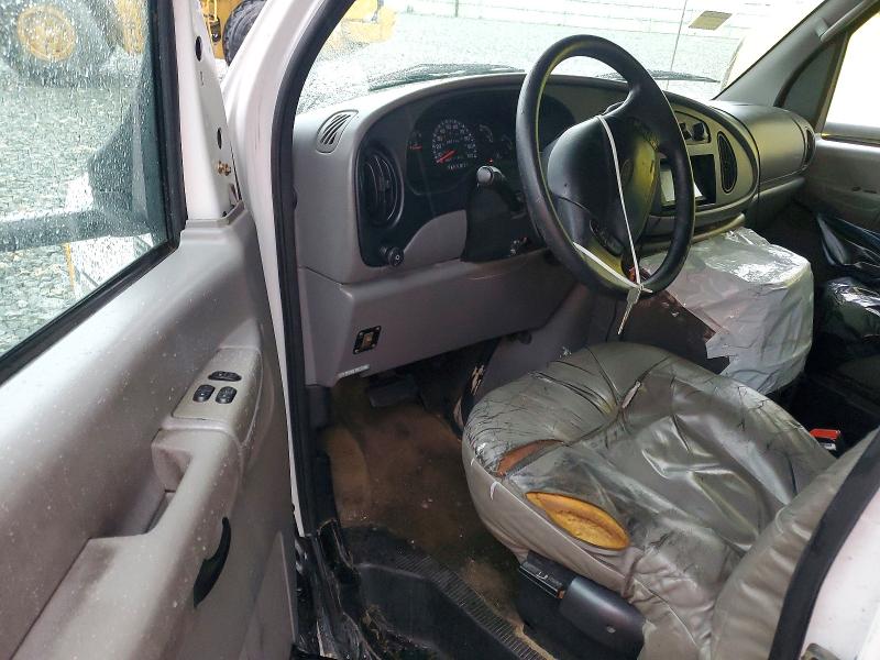 Photo 5 from auction – 2002 FORD E450SD AMB with VIN 1FDXE45S62HB22010
