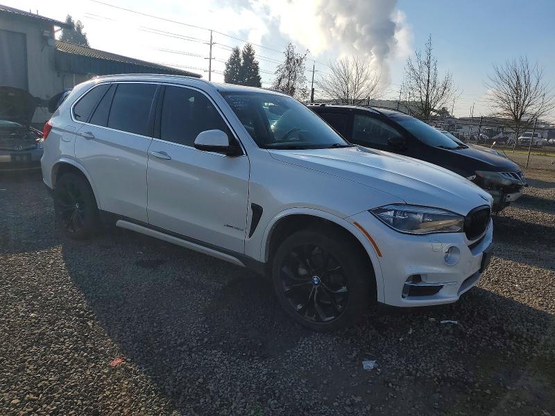 Photo 4 from auction – 2015 BMW X5 XDRIVE3 with VIN 5UXKS4C53F0J98601