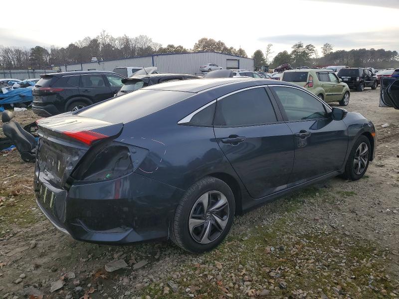 Photo 3 from auction – 2019 HONDA CIVIC LX with VIN 19XFC2F66KE019977