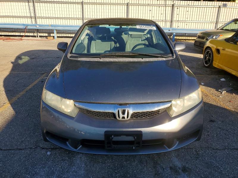 Photo 5 from auction – 2010 HONDA CIVIC with VIN 19XFA1F53AE038489