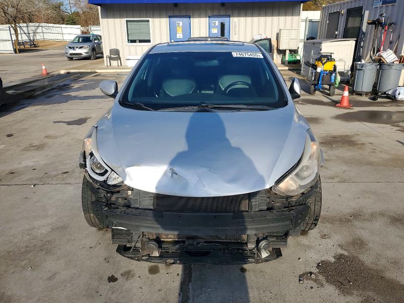 Photo 5 from auction – 2015 HYUNDAI ELANTRA with VIN KMHDH4AE4FU355648