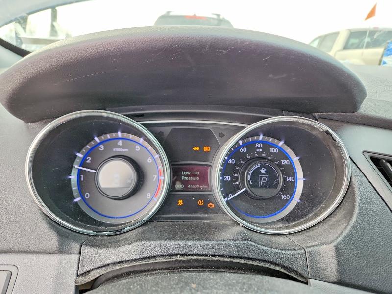 Photo 9 from auction – 2014 HYUNDAI SONATA with VIN 5NPEB4AC6EH892894